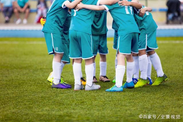 杜润旺三分表现抢眼 带领球队逆转广东